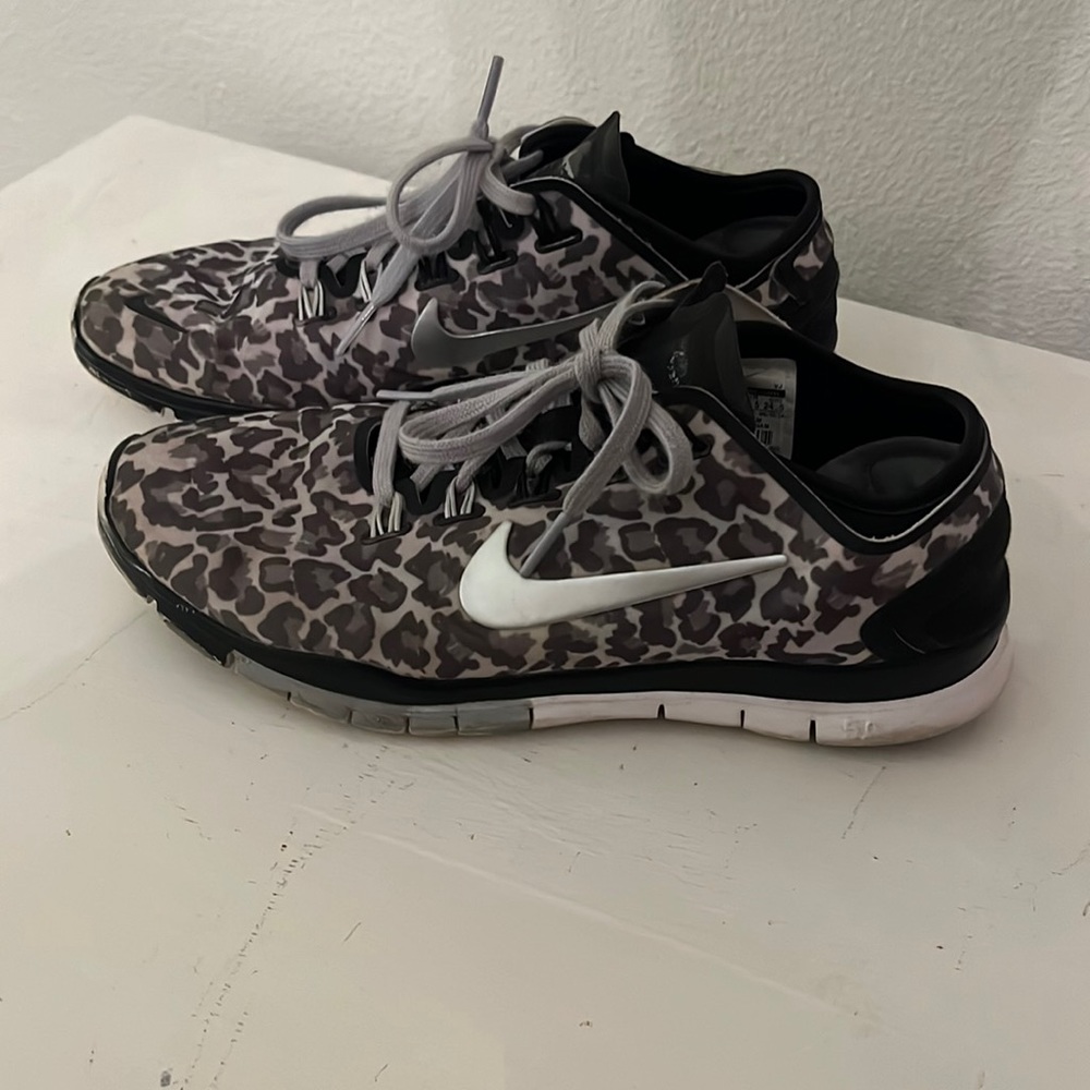 Womens Nike running shoes